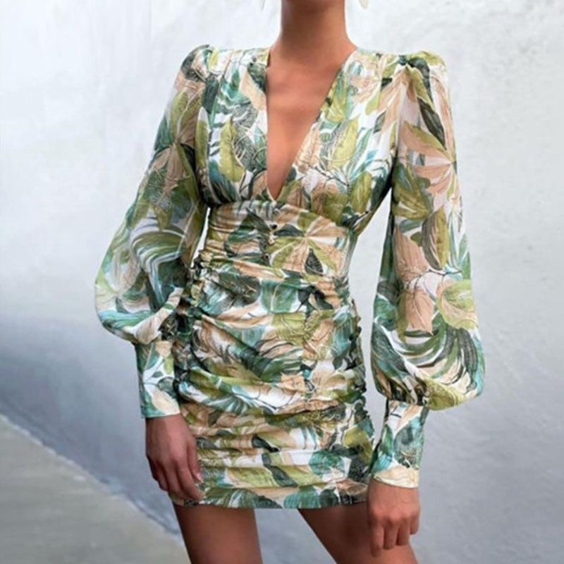 Vestido corto drapeado con escote en V manga abullonada